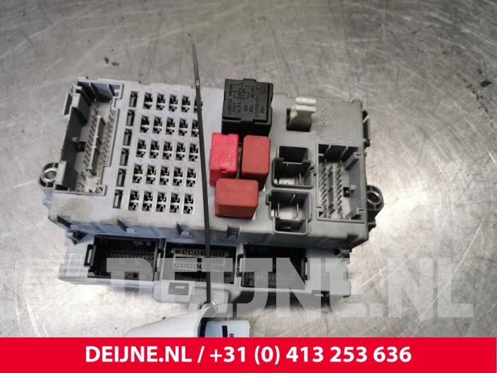 Boîte à fusibles d'un Citroën Jumper (U9) 2.2 HDi 100 Euro 4 2011