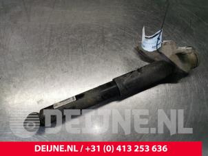 Used Rear shock absorber rod, left Volvo XC60 II (UZ) 2.0 D4 16V AWD Price on request offered by van Deijne Onderdelen Uden B.V.