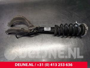 Used Front shock absorber rod, right Volvo XC60 II (UZ) 2.0 D4 16V AWD Price on request offered by van Deijne Onderdelen Uden B.V.