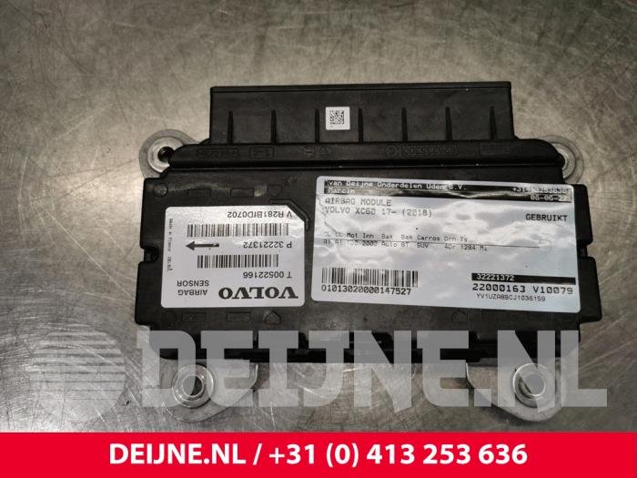 Begagnade Airbagmodul Volvo XC60 II (UZ) 2.0 D4 16V AWD Pris € 300,00 Marginaltabell erbjuds av van Deijne Onderdelen Uden B.V.
