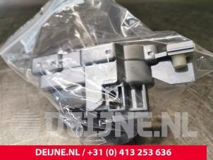 Used Steering box lock Volvo V40 (MV) 2.0 D4 16V Price € 50,00 Margin scheme offered by van Deijne Onderdelen Uden B.V.