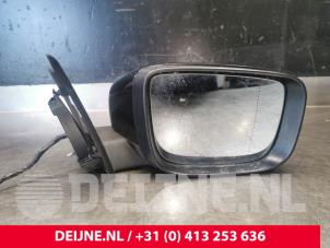 Usagé Rétroviseur extérieur droit Volvo XC60 I (DZ) 3.0 T6 24V AWD Prix € 200,00 Règlement à la marge proposé par van Deijne Onderdelen Uden B.V.