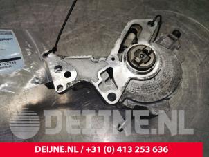 Used Vacuum pump (diesel) Volkswagen Transporter Price € 60,50 Inclusive VAT offered by van Deijne Onderdelen Uden B.V.