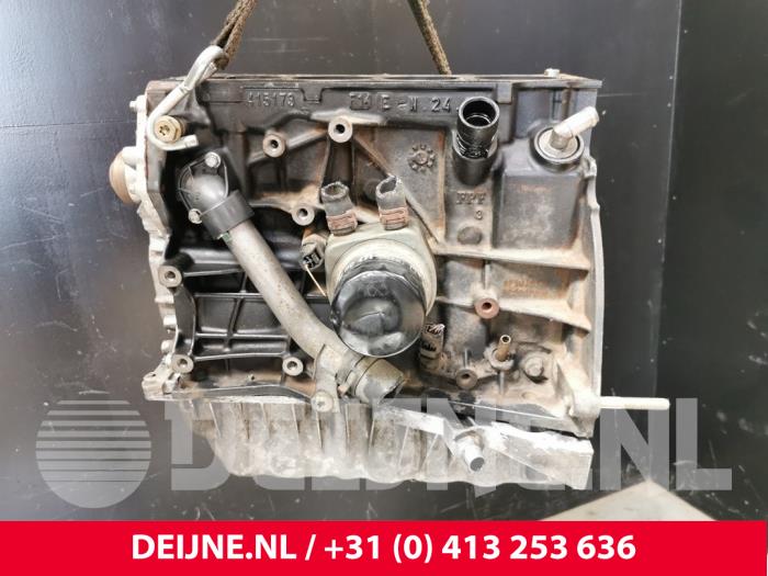 Engine crankcase from a Renault Megane 2006