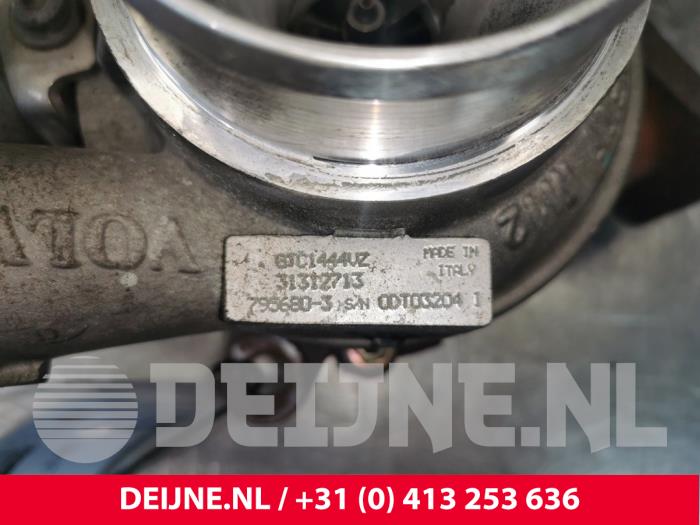 Turbo Volvo S60 II 2.0 D3 20V - 31312713 D5204T2 GARRETT