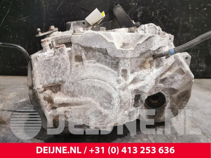 Gebrauchte Getriebe Volvo XC70 (BZ) 2.4 D 20V AWD Preis € 400,00 Margenregelung angeboten von van Deijne Onderdelen Uden B.V.