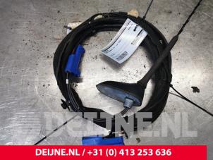 Used Antenna Ford Transit 2.0 TDCi 16V Eco Blue 130 Price € 48,40 Inclusive VAT offered by van Deijne Onderdelen Uden B.V.