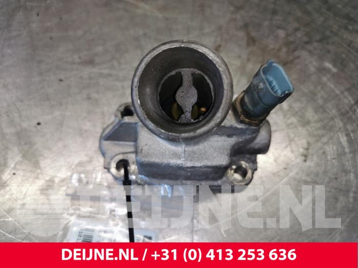 Begagnade Termostathus Iveco New Daily IV 50C18 Pris € 54,45 Inklusive moms erbjuds av van Deijne Onderdelen Uden B.V.