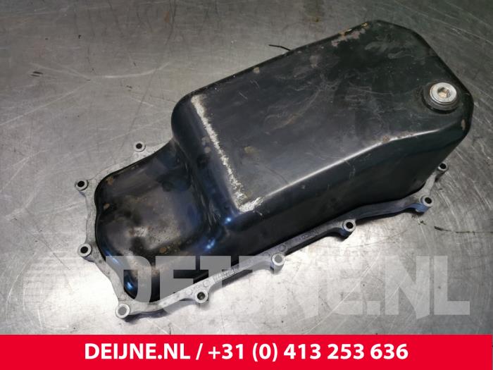 Ölwanne van een Iveco New Daily IV 50C18 2008