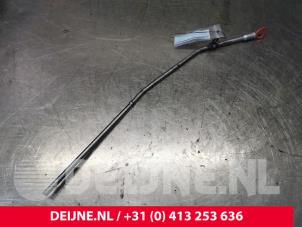 Ölmessstab van een Mercedes Vito 2008