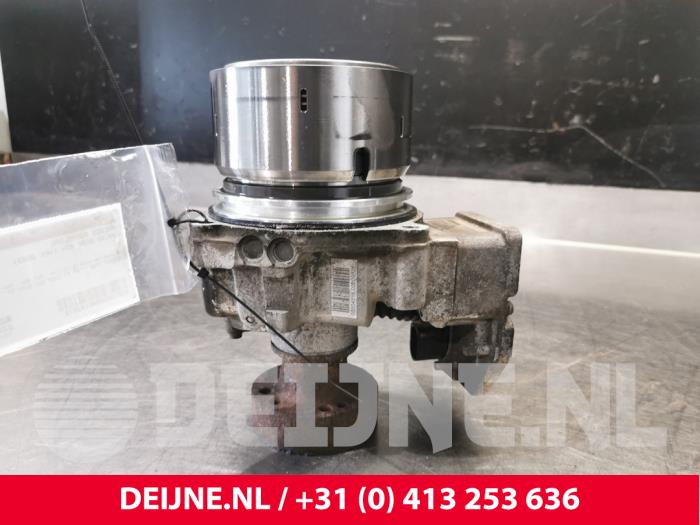 Używane Sprzeglo Haldex Volvo XC90 I 2.9 T6 24V Cena € 175,00 Procedura marży oferowane przez van Deijne Onderdelen Uden B.V.