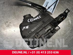 Gebrauchte Türschlossmechanik 2-türig rechts Opel Vivaro 1.6 CDTI BiTurbo 120 Preis € 48,40 Mit Mehrwertsteuer angeboten von van Deijne Onderdelen Uden B.V.