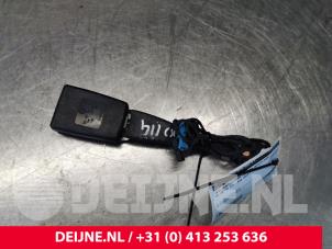 Usados Lengüeta cinturón de seguridad derecha delante Volkswagen Jetta IV (162/16A) 1.2 TSI Precio € 20,00 Norma de margen ofrecido por van Deijne Onderdelen Uden B.V.