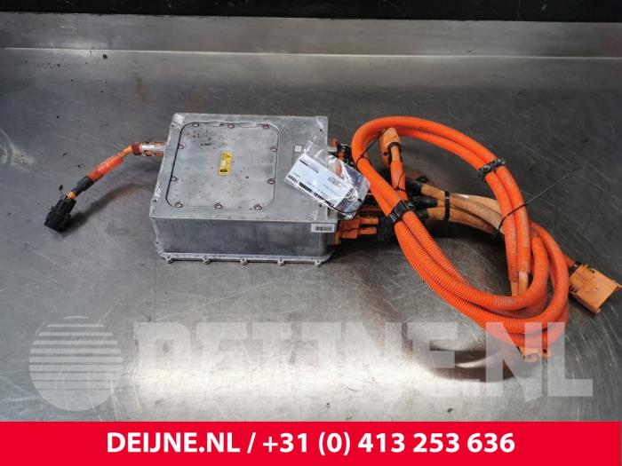 Gebrauchte Stromverteiler Mercedes eSprinter 3,5t (907.6/910.6) eSprinter 41/55 kWh Preis € 907,50 Mit Mehrwertsteuer angeboten von van Deijne Onderdelen Uden B.V.