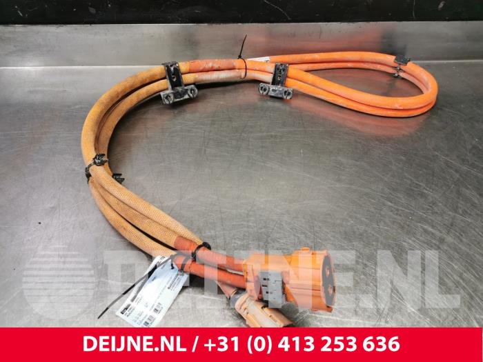 Cable high-voltage from a Mercedes-Benz eSprinter 3,5t (907.6/910.6) eSprinter 2020