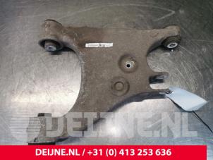 Used Rear lower wishbone, left Tesla Model S 85 Price on request offered by van Deijne Onderdelen Uden B.V.