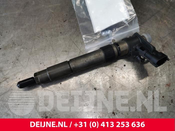 Usagé Injecteurs Peugeot 407 Prix € 100,00 Règlement à la marge proposé par van Deijne Onderdelen Uden B.V.