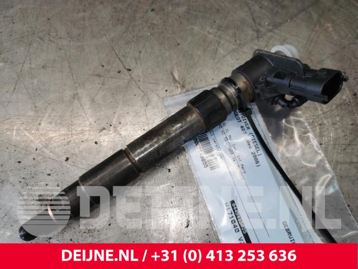 Usagé Injecteurs Peugeot 407 Prix € 100,00 Règlement à la marge proposé par van Deijne Onderdelen Uden B.V.
