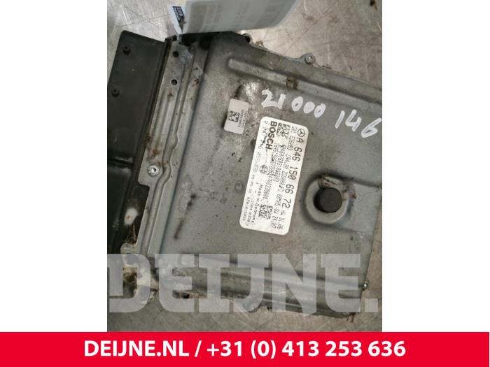 Ordenador de gestión de motor de un Mercedes-Benz Sprinter 3,5t (906.73) 311 CDI 16V 2008