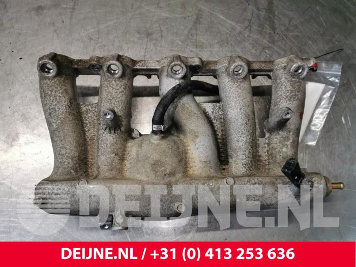 Gebrauchte Ansaugbrugge Volvo V70 (SW) 2.5 T 20V Preis € 50,00 Margenregelung angeboten von van Deijne Onderdelen Uden B.V.