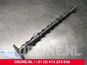 Usagé Arbre à cames Volvo XC60 I (DZ) 2.4 D5 20V 205 AWD Prix sur demande proposé par van Deijne Onderdelen Uden B.V.