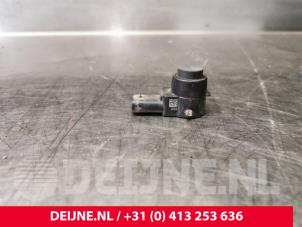 Gebrauchte PDC Sensor Mercedes Sprinter Preis € 20,00 Margenregelung angeboten von van Deijne Onderdelen Uden B.V.