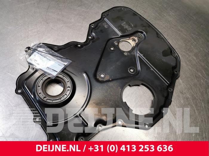 Usagé Couvercle de distribution Ford Transit Prix € 48,40 Prix TTC proposé par van Deijne Onderdelen Uden B.V.