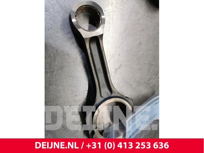 Usados Biela Ford Transit Precio € 48,40 IVA incluido ofrecido por van Deijne Onderdelen Uden B.V.