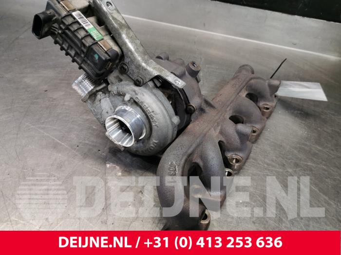 Turbo från en Volvo XC60 I (DZ) 2.4 D5 20V AWD 2009