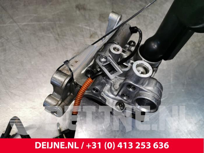 Gebrauchte Ölpumpe Volvo V90 II (PW) 2.0 D3 16V AWD Preis € 100,00 Margenregelung angeboten von van Deijne Onderdelen Uden B.V.