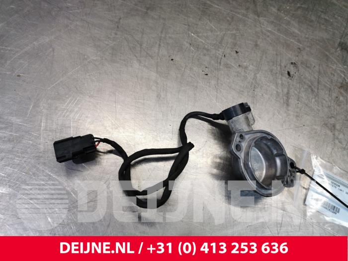 Begagnade Kamaxelsensor Volvo V70 (GW/LW/LZ) 2.4 XC LPT 4x4 20V Pris € 35,00 Marginaltabell erbjuds av van Deijne Onderdelen Uden B.V.