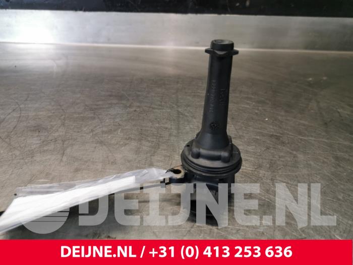 Usagé Bobine Volvo V70 (GW/LW/LZ) 2.4 XC LPT 4x4 20V Prix € 20,00 Règlement à la marge proposé par van Deijne Onderdelen Uden B.V.