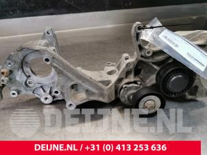 Used Engine mount Volkswagen Crafter 2.0 TDI 16V Price on request offered by van Deijne Onderdelen Uden B.V.