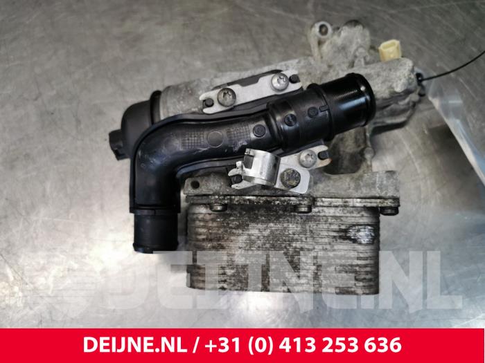 Oil filter housing from a Opel Movano 2012