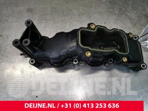Used Intake manifold Porsche Cayenne II (92A) 3.0 D V6 24V Price € 90,00 Margin scheme offered by van Deijne Onderdelen Uden B.V.