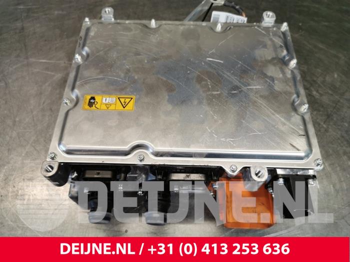 Begagnade Dator, hybridbatteri Mercedes eSprinter 3,5t (907.6/910.6) eSprinter 41/55 kWh Pris € 1.210,00 Inklusive moms erbjuds av van Deijne Onderdelen Uden B.V.