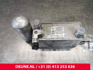 Używane Skraplacz klimatyzacji Mercedes eSprinter 3,5t (907.6/910.6) eSprinter Cena € 163,35 Z VAT oferowane przez van Deijne Onderdelen Uden B.V.