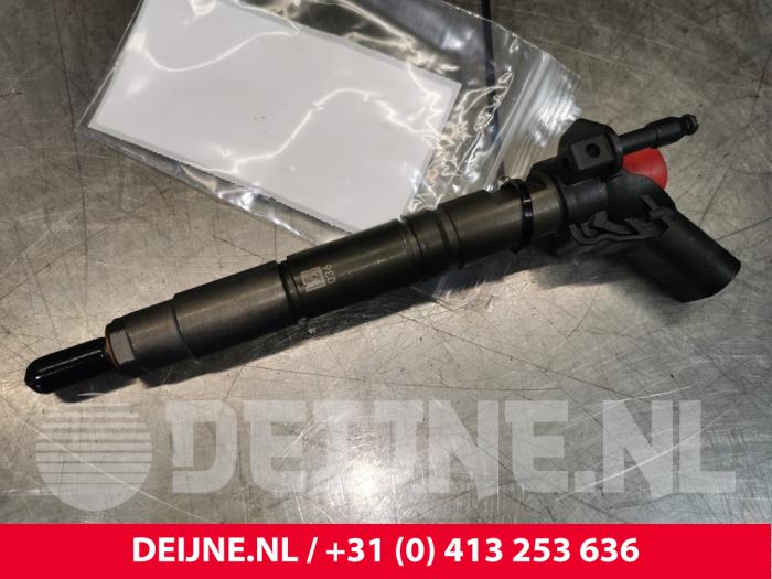 Usagé Injecteurs Mercedes ML III (166) 3.0 ML-350 BlueTEC V6 24V 4-Matic Prix € 175,00 Règlement à la marge proposé par van Deijne Onderdelen Uden B.V.