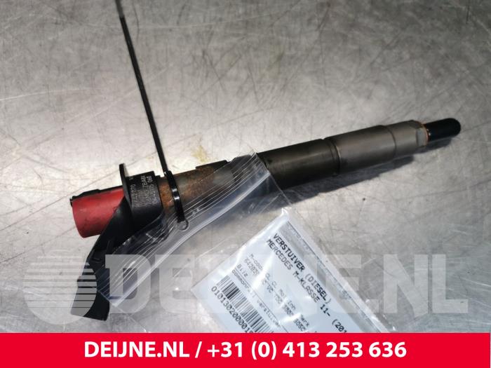 Usagé Injecteurs Mercedes ML III (166) 3.0 ML-350 BlueTEC V6 24V 4-Matic Prix € 108,90 Prix TTC proposé par van Deijne Onderdelen Uden B.V.