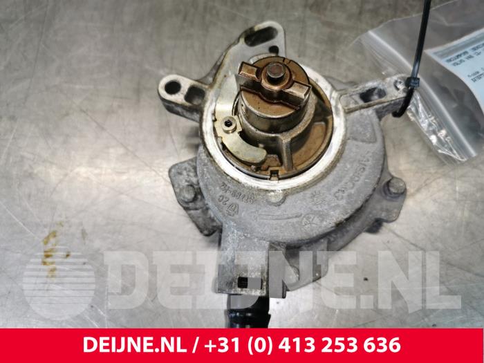 Gebrauchte Vakuumpumpe (Benzin) Volvo V40 (MV) 1.6 T3 GTDi 16V Preis € 50,00 Margenregelung angeboten von van Deijne Onderdelen Uden B.V.