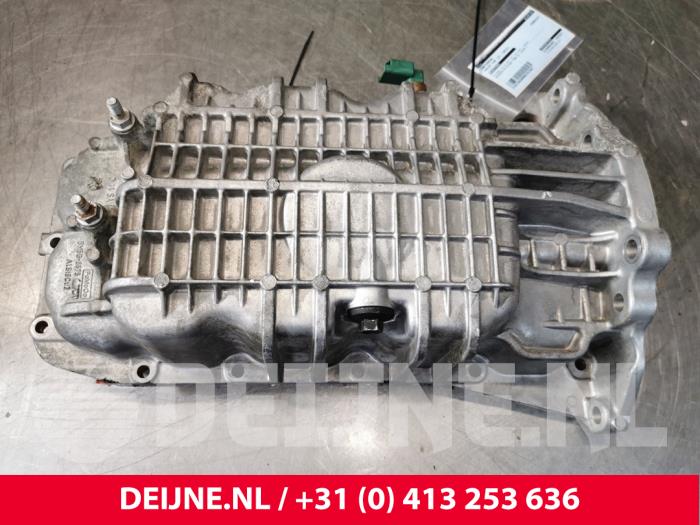 Gebrauchte Ölwanne Volvo V40 (MV) 1.6 T3 GTDi 16V Preis € 125,00 Margenregelung angeboten von van Deijne Onderdelen Uden B.V.
