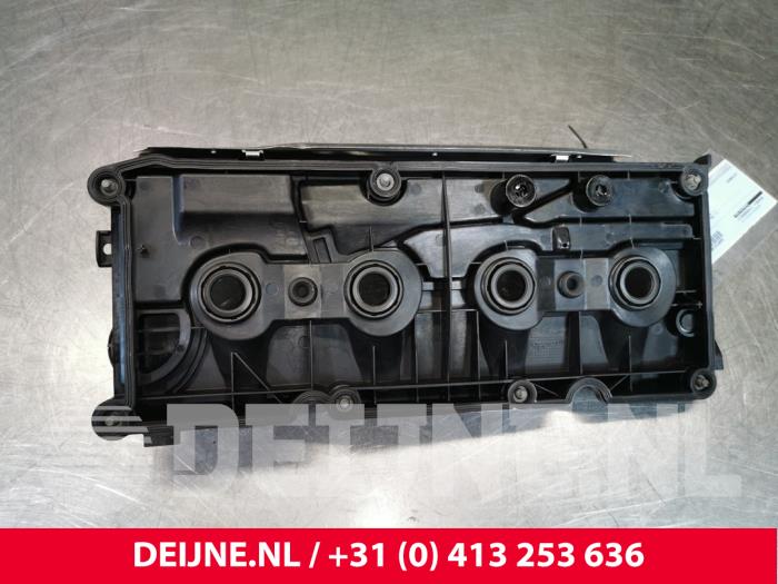 Ventildeckel van een Volkswagen Caddy IV 2.0 TDI 102 2018