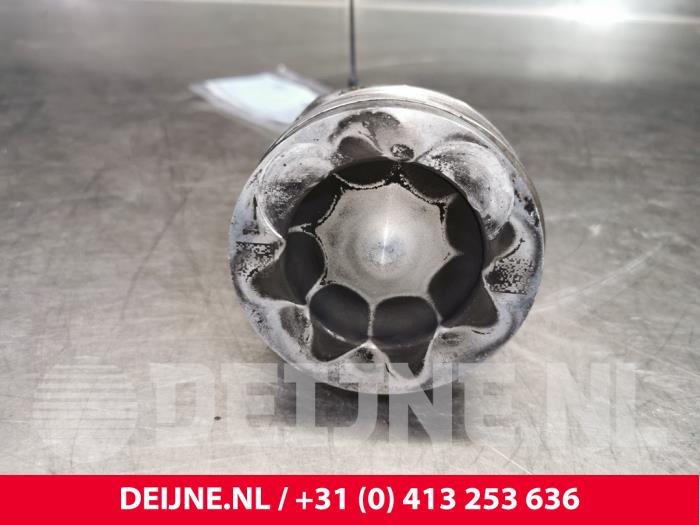 Kolben van een Volkswagen Caddy IV 2.0 TDI 102 2018