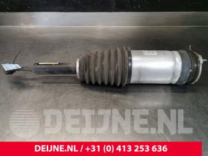 Used Rear shock absorber rod, left Tesla Model X 100D Price on request offered by van Deijne Onderdelen Uden B.V.