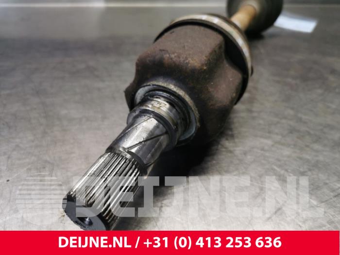 Front drive shaft, left Opel Vivaro 2.0 CDTI 8200452269 C022598 PF6010