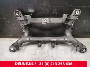 Usagé Barre de suspension arrière BMW 3 serie (F30) 318i 1.5 TwinPower Turbo 12V Prix € 220,00 Règlement à la marge proposé par van Deijne Onderdelen Uden B.V.