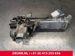 Usagé Refroidisseur RGE Volvo V60 I (FW/GW) 2.4 D6 20V AWD Twin Engine Plug-in Hybrid Prix € 75,00 Règlement à la marge proposé par van Deijne Onderdelen Uden B.V.