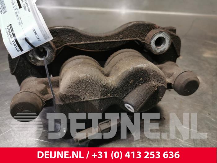 Gebrauchte Bremszange rechts vorne Citroen Jumper (U9) 3.0 HDi 180 Euro 5 Preis € 72,60 Mit Mehrwertsteuer angeboten von van Deijne Onderdelen Uden B.V.