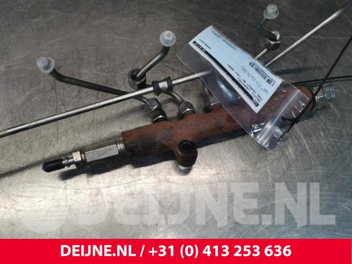 Usagé Système d'injection Ford Transit 2.2 TDCi 16V Prix € 72,60 Prix TTC proposé par van Deijne Onderdelen Uden B.V.