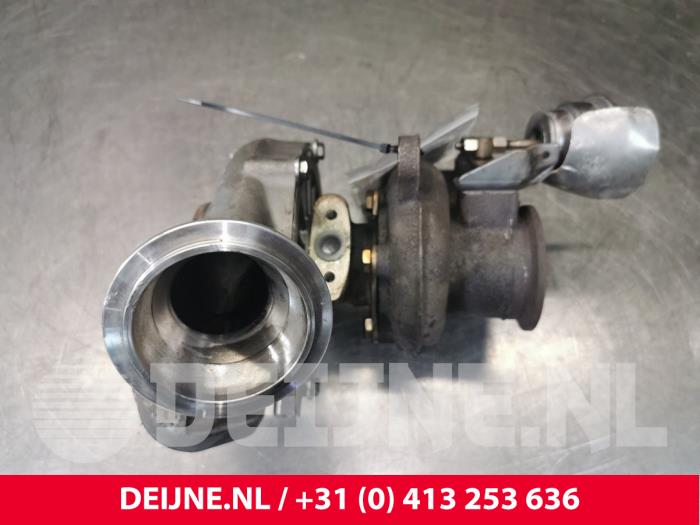 Używane Turbo Volvo XC70 (BZ) 2.4 D4 20V AWD Cena € 242,00 Z VAT oferowane przez van Deijne Onderdelen Uden B.V.